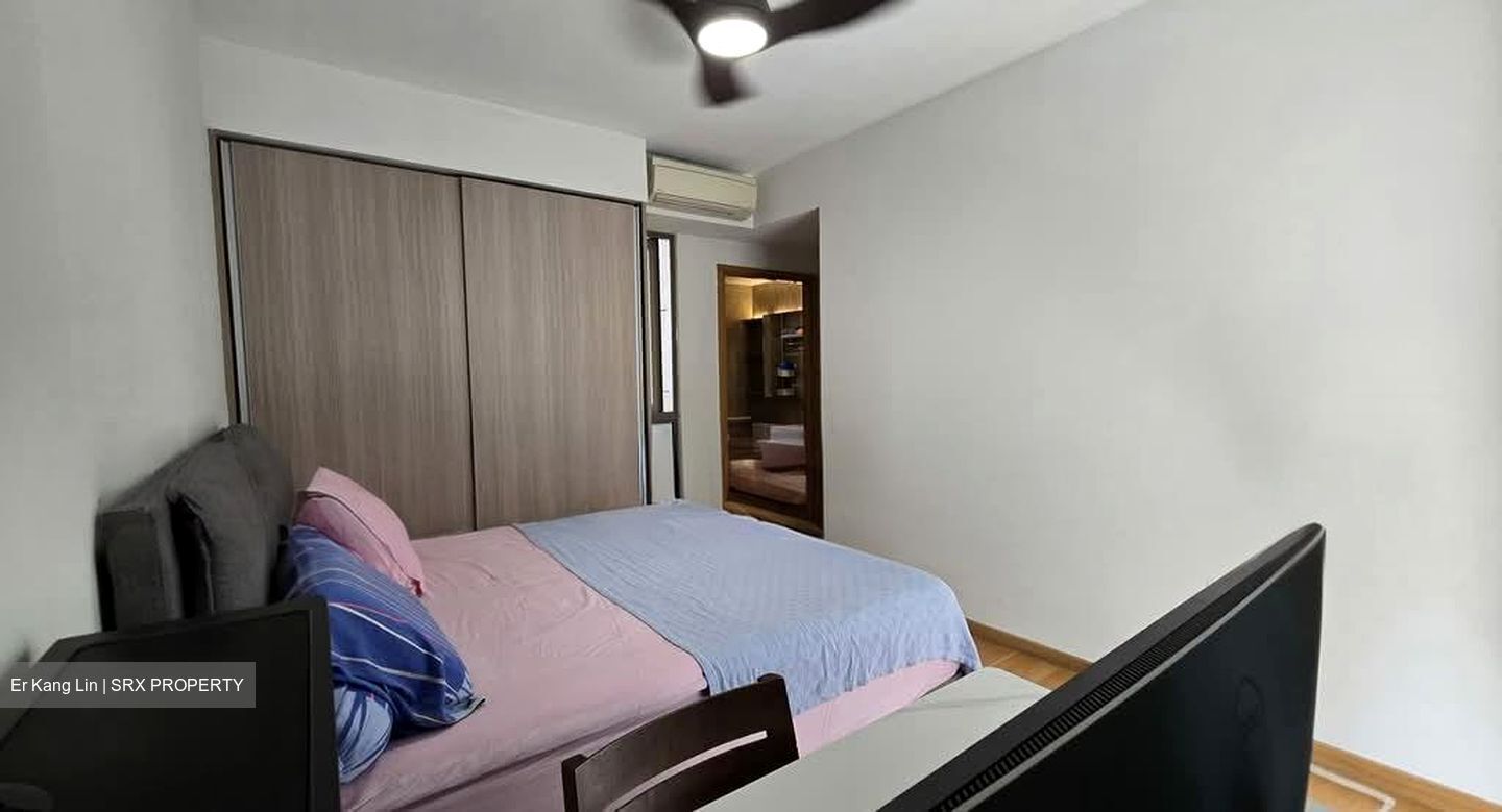 The Vales (D19), Condominium #580846261